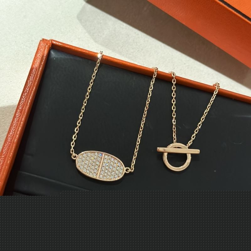 H**mes necklaces